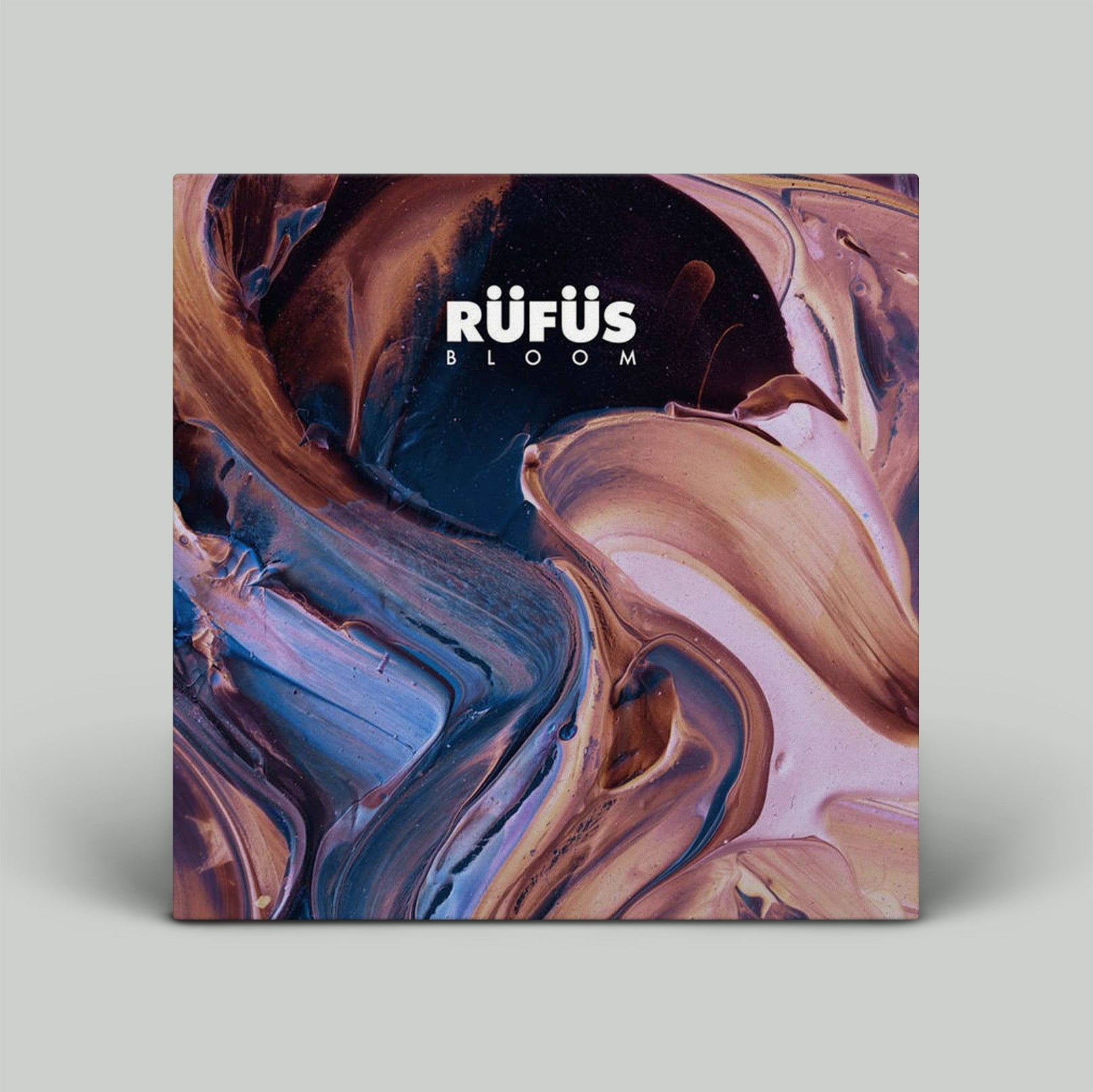 Album cover with abstract design and 'Röfüs Bloom' text on a gray background